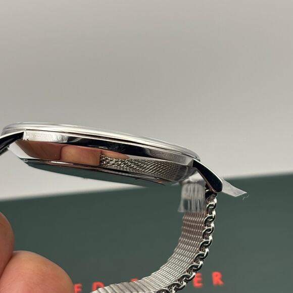 Ted Baker Phylipa BKPPGS217 Mens 43mm Silver Mesh White Dial Quartz. NIBWT - Picture 9 of 16